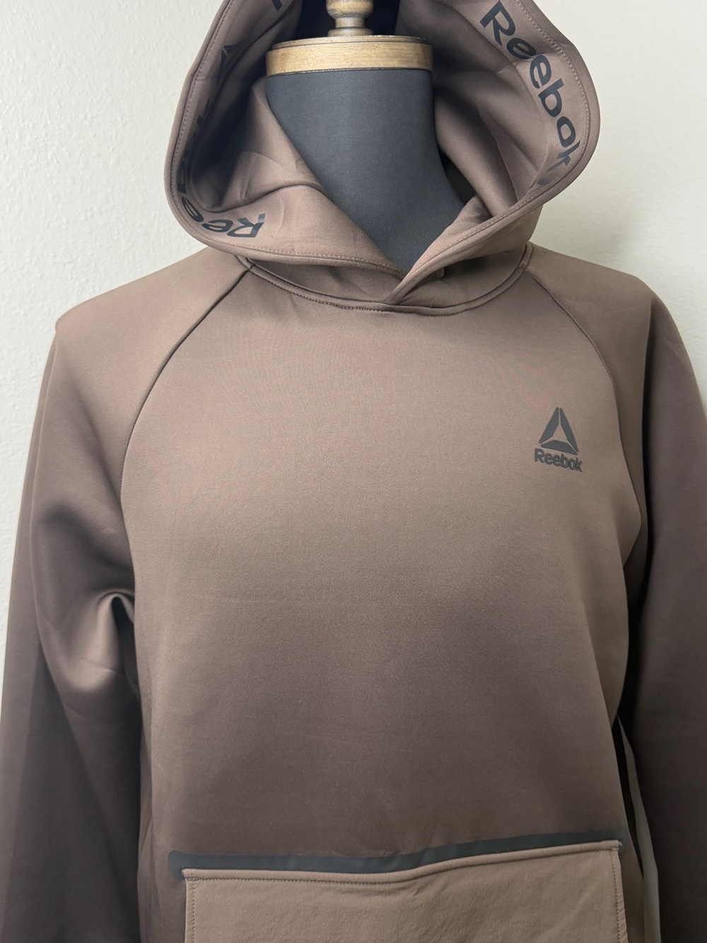 Reebok Men’s Brown Performance Pullover Hoodie Size M